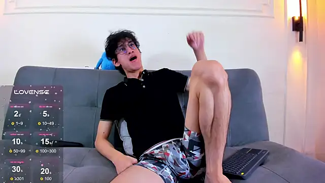 Cum hunters online show from July 17, 2026, 3:37 am