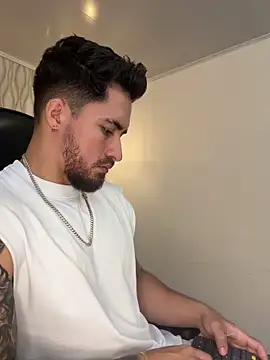 Snapshot of Brad_Summer chatting on November 14, 2025, 5:38 pm Brad Summer online show from November 14, 2025, 5:38 pm