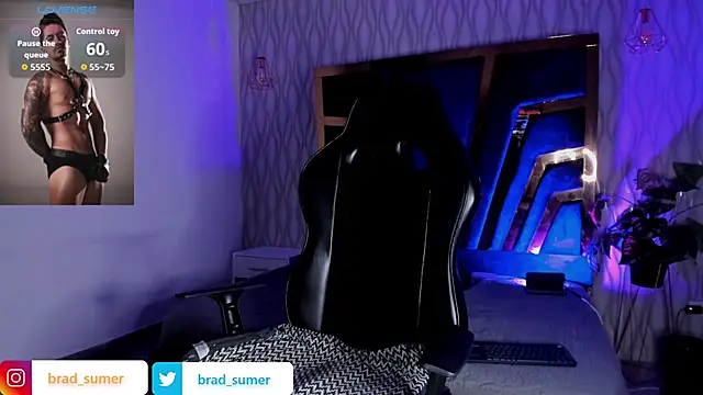 Snapshot of Brad_Summer chatting on November 20, 2025, 5:24 pm Brad Summer online show from November 20, 2025, 5:24 pm