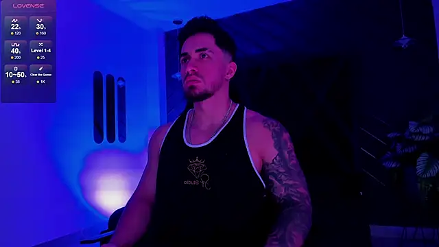 Snapshot of Brad_Summer chatting on December 5, 2025, 5:17 am Brad Summer online show from December 5, 2025, 5:17 am