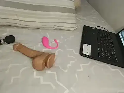 Snapshot of Chandy012 chatting on November 2, 2025, 1:16 pm Chandy012 online show from November 2, 2025, 1:16 pm