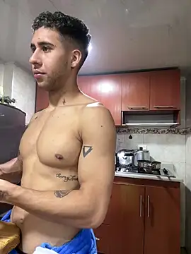 Snapshot of MARIELSINS_AND_DAIKIJACK chatting on January 29, 2025, 11:56 pm MARIELSINS AND DAIKIJACK online show from January 29, 2025, 11:56 pm
