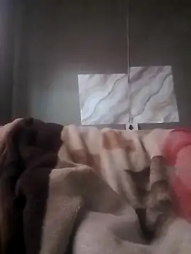 Snapshot of LaneYam chatting on April 30, 2026, 6:42 am LaneYam online show from April 30, 2026, 6:42 am