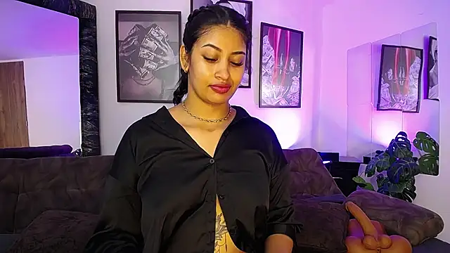 loretahorny online show from January 7, 2026, 1:27 pm