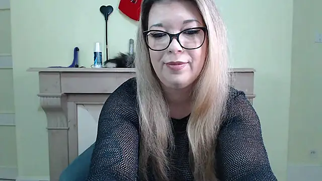 Snapshot of kamilalova chatting on April 9, 2026, 2:12 pm kamilalova online show from April 9, 2026, 2:12 pm