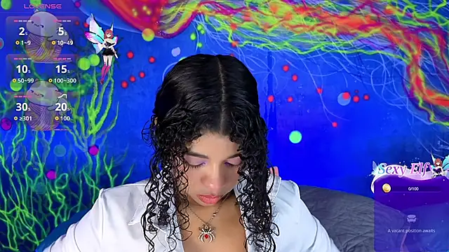 lucie petite online show from March 22, 2026, 6:09 pm