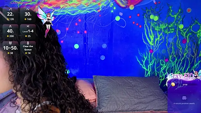 lucie petite online show from February 7, 2026, 6:27 pm