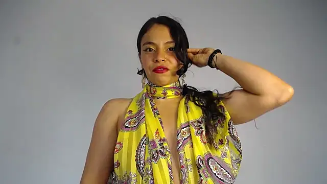 Snapshot of lana_roman chatting on December 3, 2025, 8:30 pm lana roman online show from December 3, 2025, 8:30 pm