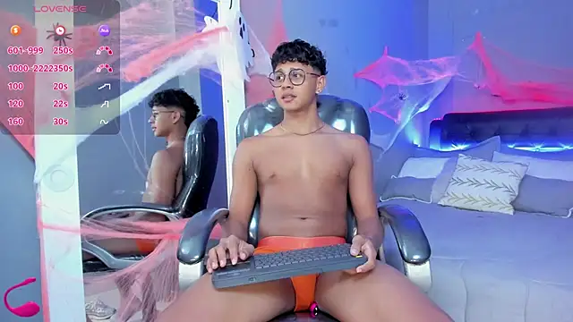 Snapshot of Dawn16_ chatting on October 25, 2025, 9:15 pm Dawn16 online show from October 25, 2025, 9:15 pm