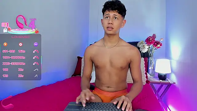 Snapshot of Dawn16_ chatting on March 18, 2026, 8:43 pm Dawn16 online show from March 18, 2026, 8:43 pm