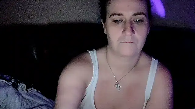 StonerPrincessGenie online show from February 3, 2025, 11:53 am