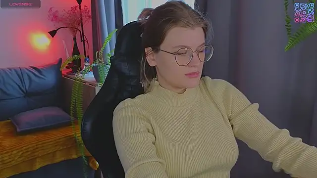  JessieVibes online show from May 7, 2026, 1:36 pm