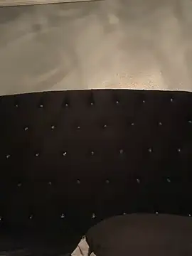 emilyslut2005 online show from February 10, 2025, 5:25 am