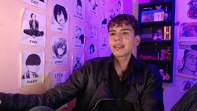 Snapshot of Mickey_Magic chatting on February 15, 2025, 11:17 am Mickey Magic online show from February 15, 2025, 11:17 am