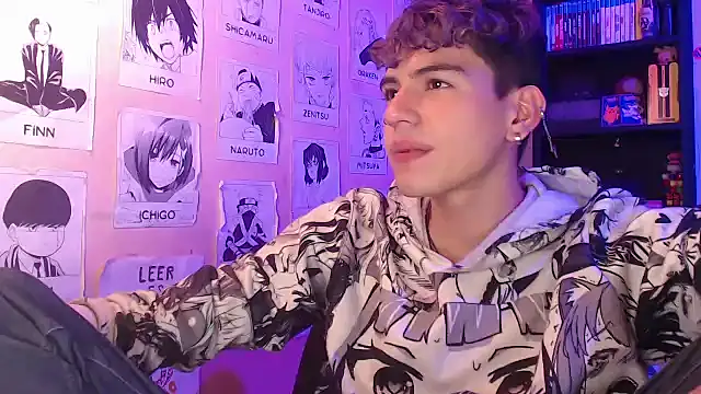 Snapshot of Mickey_Magic chatting on February 26, 2025, 9:55 am Mickey Magic online show from February 26, 2025, 9:55 am