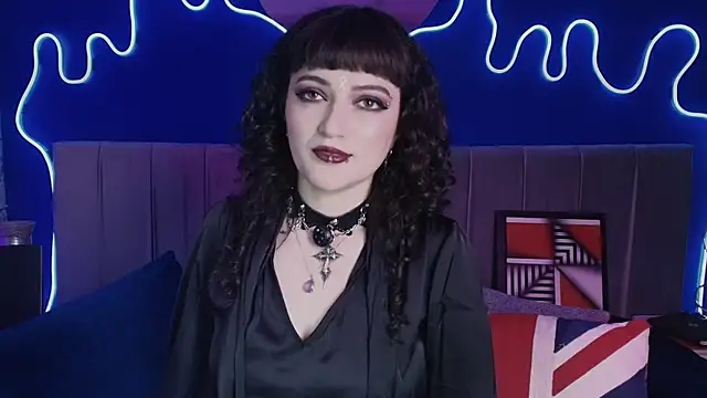 Snapshot of JeanneSabatier chatting on July 6, 2026, 7:49 pm JeanneSabatier online show from July 6, 2026, 7:49 pm