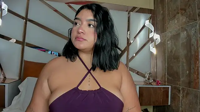 Camila Mason online show from September 26, 2025, 11:50 am