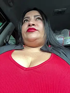 Miia Jazmin online show from May 2, 2026, 1:05 pm
