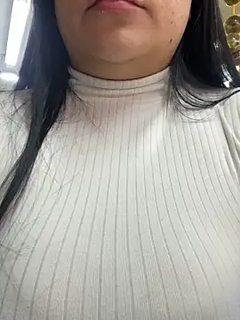 Miia Jazmin online show from October 10, 2025, 7:04 pm