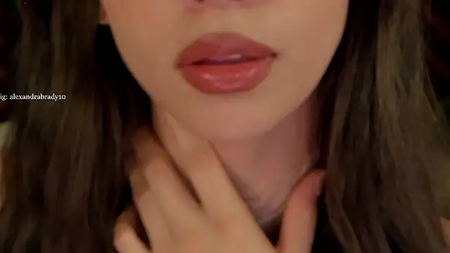 Snapshot of hannah_brady chatting on May 6, 2026, 10:14 pm hannah brady online show from May 6, 2026, 10:14 pm