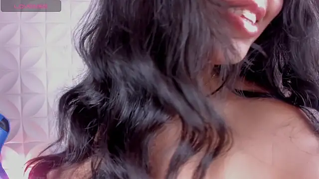 Snapshot of adarna13_ chatting on March 6, 2026, 7:42 pm adarna13 online show from March 6, 2026, 7:42 pm