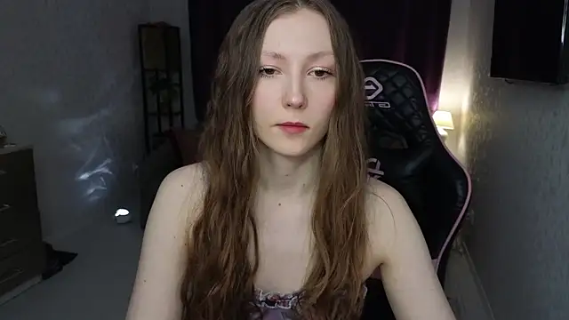 Snapshot of Sweeet_Lilit chatting on February 9, 2026, 10:41 pm Sweeet Lilit online show from February 9, 2026, 10:41 pm