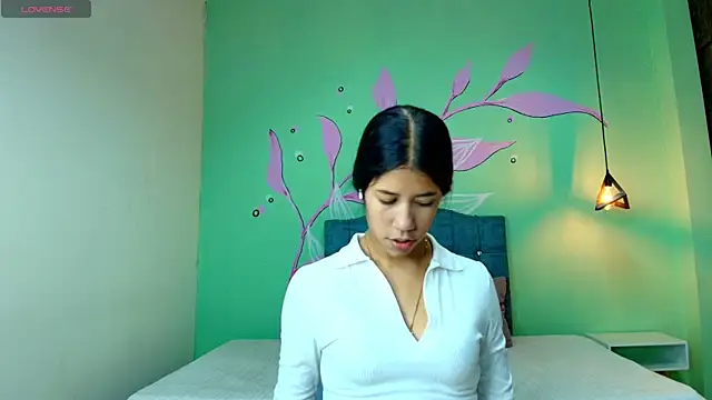 Snapshot of Connie_Bell chatting on October 19, 2025, 11:35 am Connie Bell online show from October 19, 2025, 11:35 am