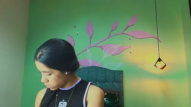 Snapshot of Connie_Bell chatting on December 4, 2025, 7:57 pm Connie Bell online show from December 4, 2025, 7:57 pm