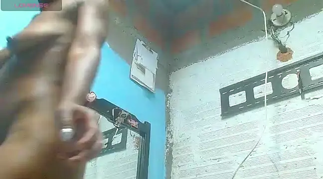 Snapshot of Biancalopez-02 chatting on February 28, 2025, 5:37 am Biancalopez-02 online show from February 28, 2025, 5:37 am