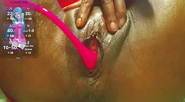 Snapshot of Biancalopez-02 chatting on January 24, 2025, 8:43 pm Biancalopez-02 online show from January 24, 2025, 8:43 pm