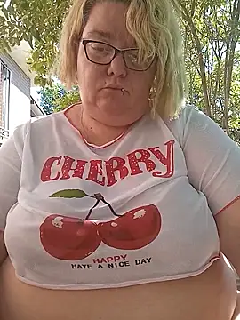 Snapshot of diosacurvy1984 chatting on June 10, 2026, 8:48 am diosacurvy1984 online show from June 10, 2026, 8:48 am