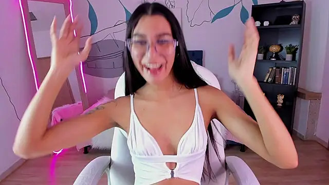 Dana Paula online show from December 1, 2025, 12:17 pm