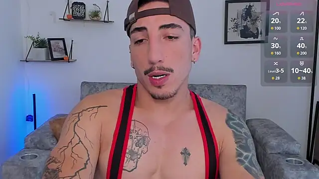 dylanspencer28 online show from October 27, 2025, 7:37 pm