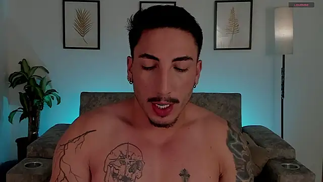 dylanspencer28 online show from March 11, 2026, 12:15 am