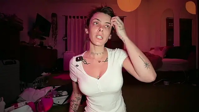 bunnierotten online show from March 3, 2026, 4:41 am