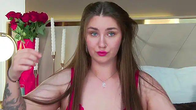 Snapshot of KiraBarlows chatting on September 24, 2025, 8:26 pm KiraBarlows online show from September 24, 2025, 8:26 pm