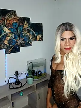 Snapshot of Andreaykriss chatting on October 18, 2025, 10:45 pm Andreaykriss online show from October 18, 2025, 10:45 pm