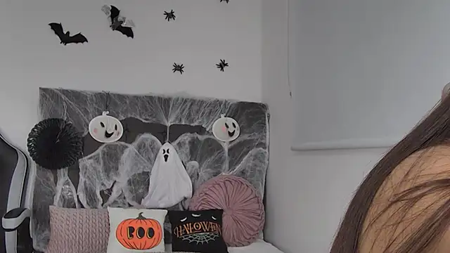 AmandaBrooks 18 online show from October 11, 2025, 1:06 am