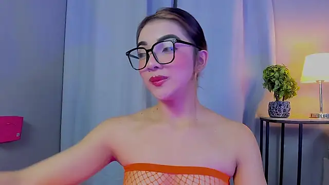 Snapshot of GABRIELAM_MS chatting on May 6, 2026, 11:31 pm GABRIELAM MS online show from May 6, 2026, 11:31 pm