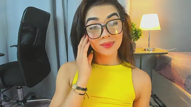 Snapshot of GABRIELAM_MS chatting on May 12, 2026, 12:08 am GABRIELAM MS online show from May 12, 2026, 12:08 am
