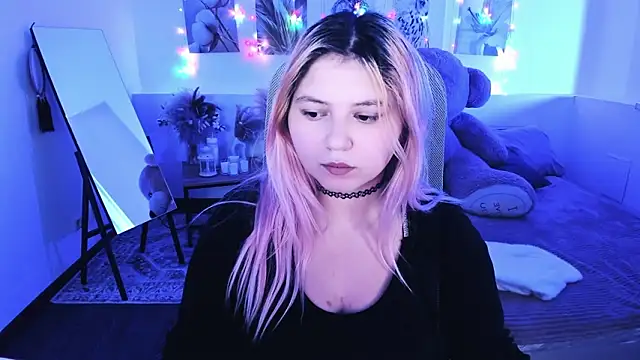 Snapshot of DiaAngell chatting on February 27, 2026, 7:24 pm DiaAngell online show from February 27, 2026, 7:24 pm