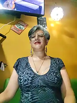 ilonna2025 online show from August 9, 2026, 11:22 pm