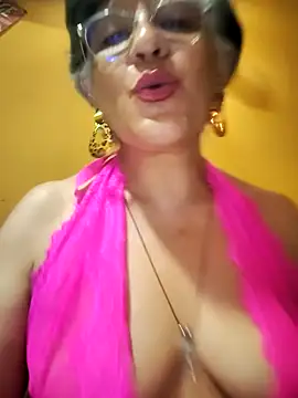 ilonna2025 online show from June 28, 2026, 10:49 pm