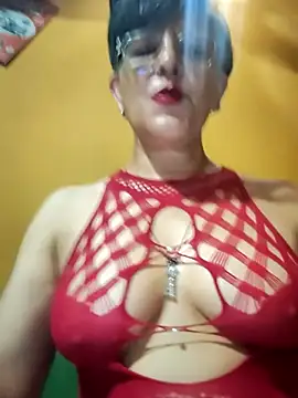 ilonna2025 online show from July 18, 2026, 10:51 pm