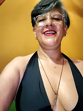 ilonna2025 online show from July 29, 2026, 10:53 pm