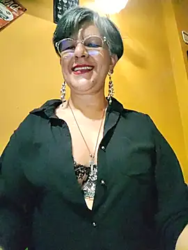 ilonna2025 online show from August 2, 2026, 10:29 pm