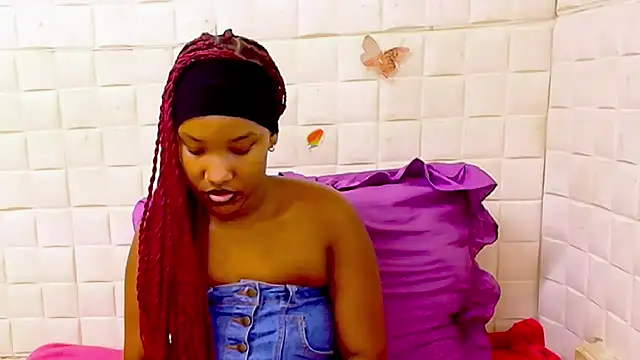 EroticSexyPrada online show from March 9, 2026, 5:49 pm