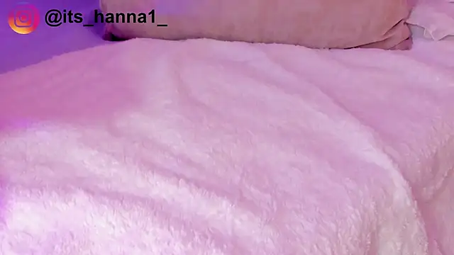 Snapshot of cutte_hanna18 chatting on July 17, 2026, 9:01 pm cutte hanna18 online show from July 17, 2026, 9:01 pm