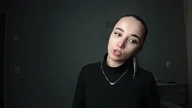 Eva Gloryy online show from March 12, 2025, 6:00 pm