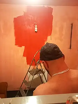 Snapshot of bobbuilder77pl chatting on January 16, 2025, 5:55 pm bobbuilder77pl online show from January 16, 2025, 5:55 pm